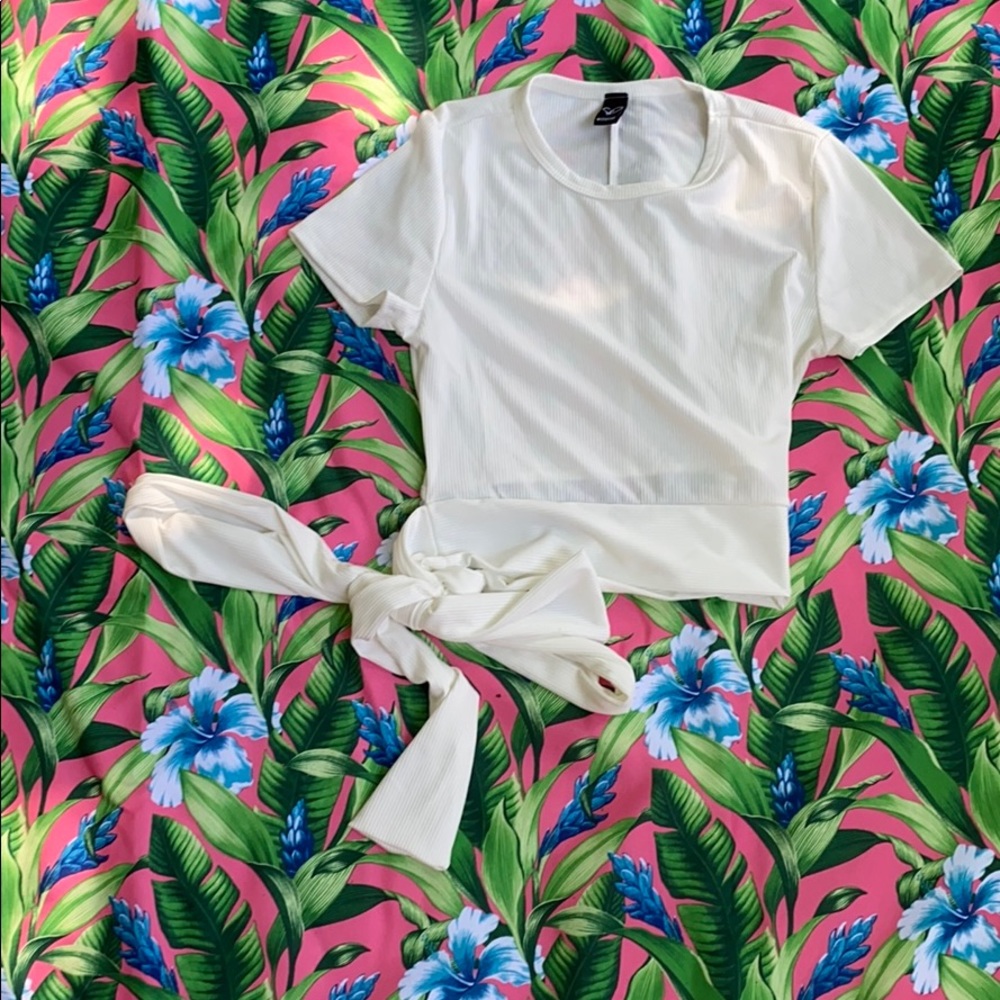 Windsor Crop Tie Top